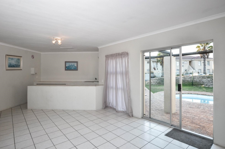 To Let 2 Bedroom Property for Rent in Milnerton Western Cape